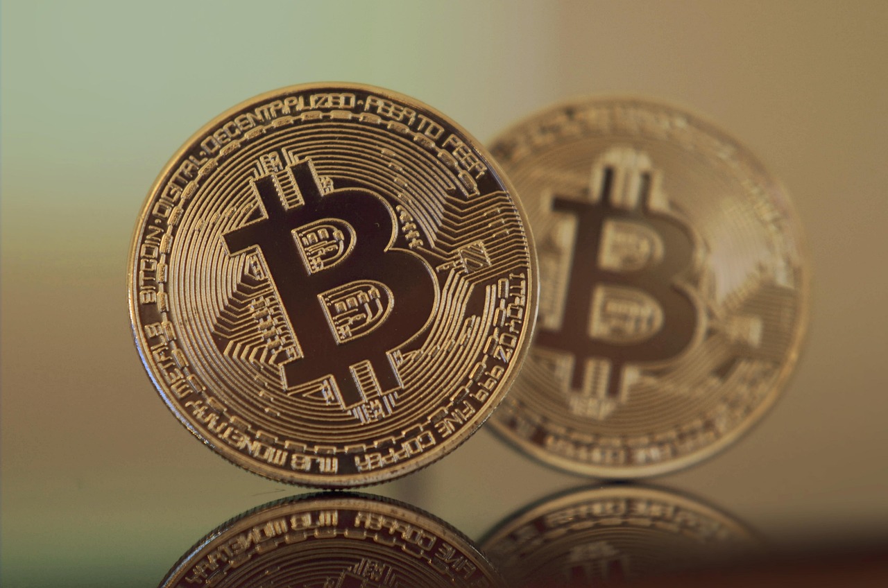 普京宣布俄乌战争复活节停火30小时！比特币涨破8.5万美元