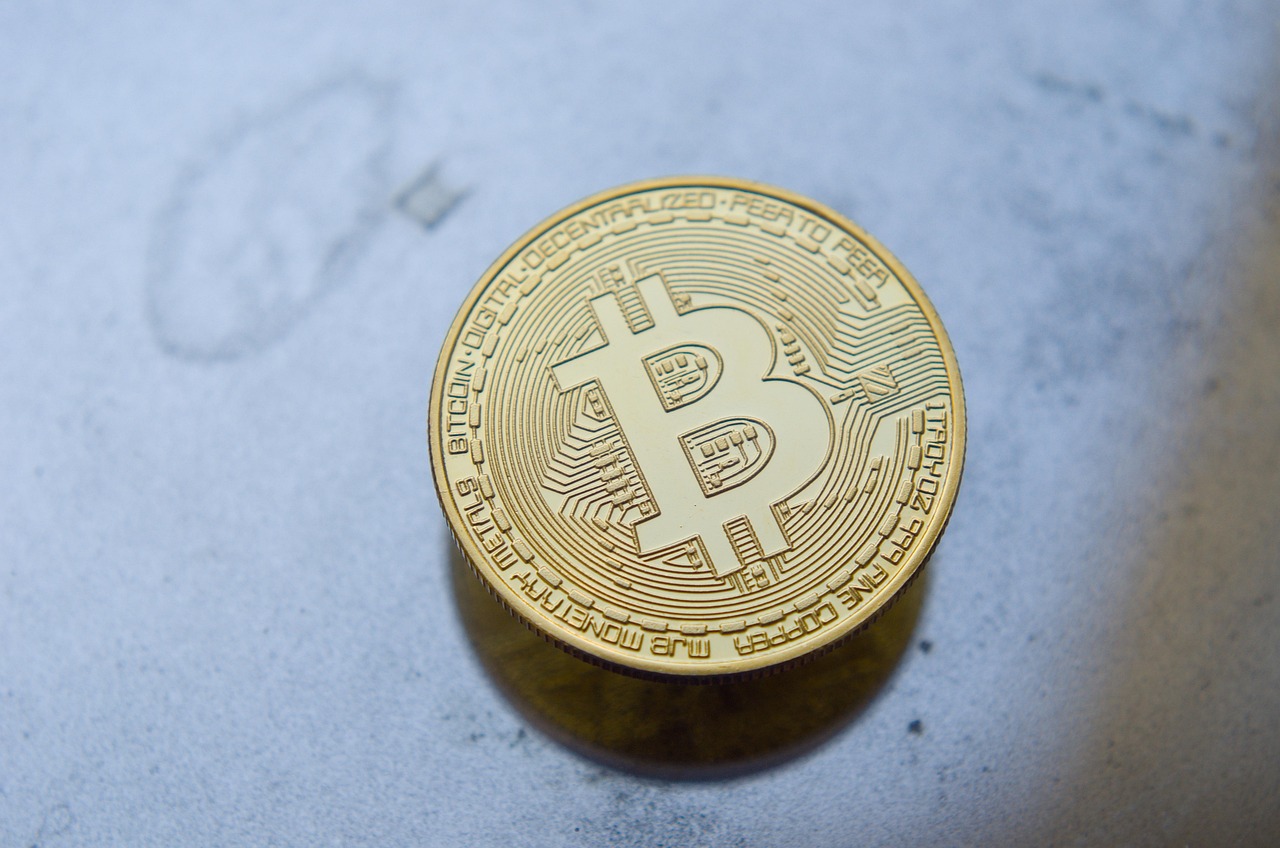 Meme币RFC逆势市值破一亿美元！KOL分享交易该币种的心路历程